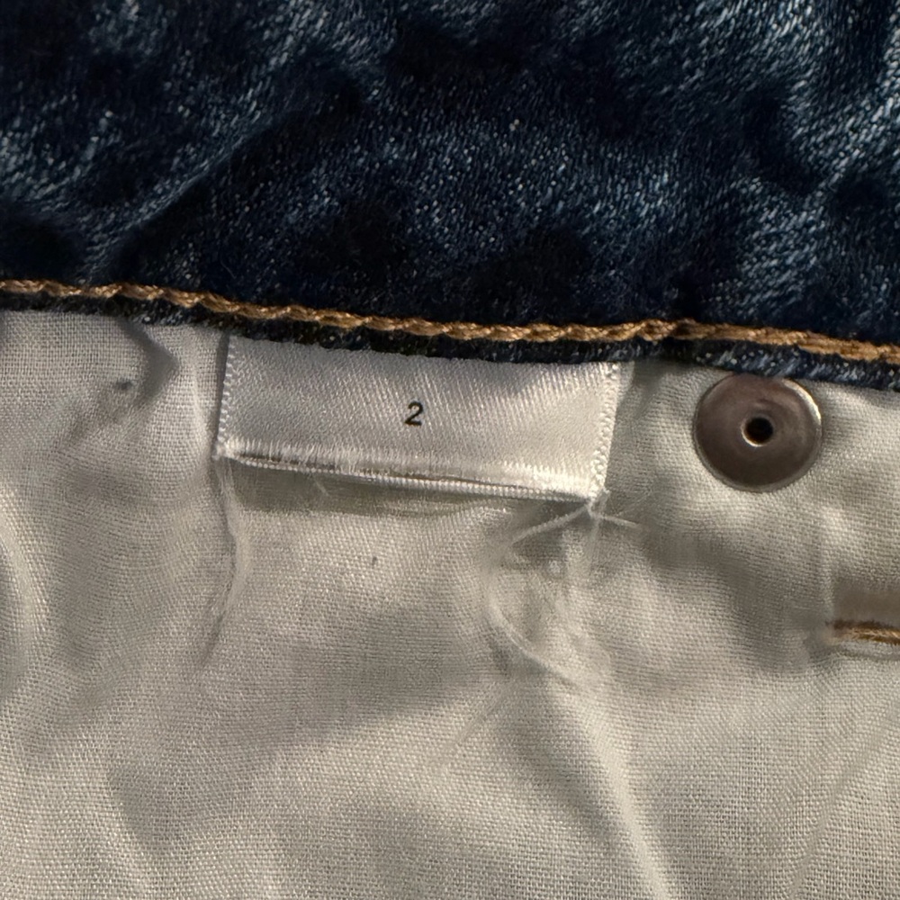 Y2K Old Navy Women’s Sz 2 Mini Skirt Denim Jean Paneled Front Raw Hem Distressed - Picture 5 of 6